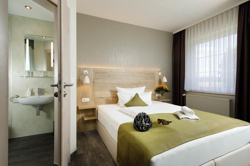 Am Schlossbrunnen Hotel Mużaków